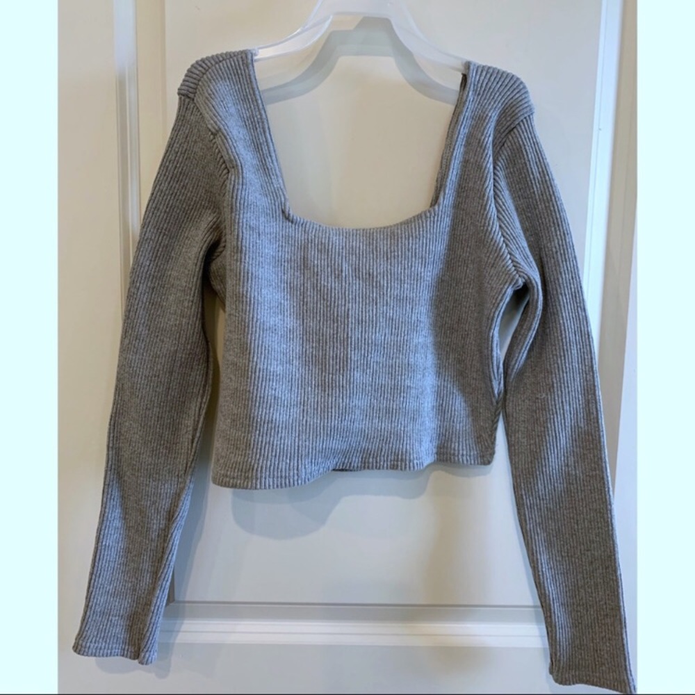 Grey long sleeve crop top square neck ribbed